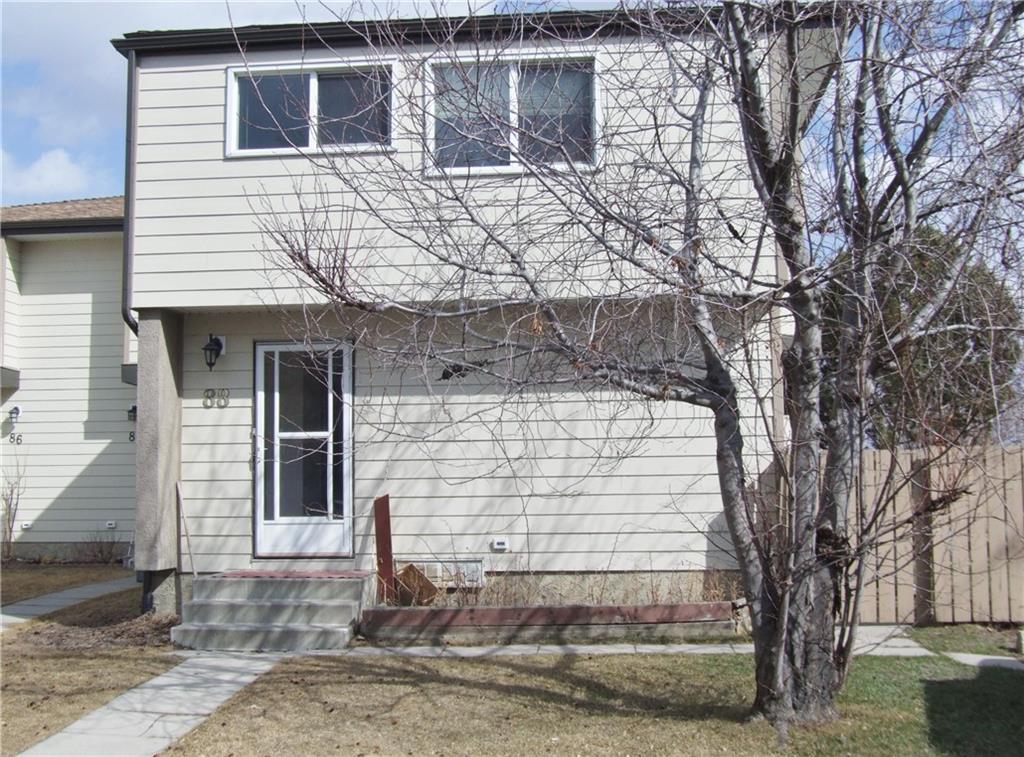 1845 Lysander Crescent - Photo 1