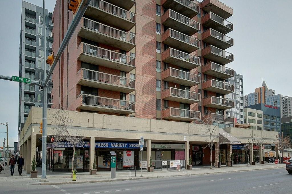 1240 12 Avenue - Photo 1