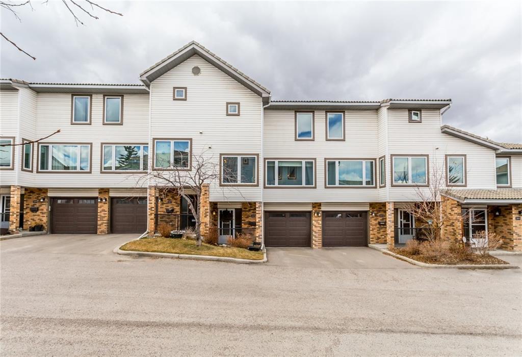 205 Coachway Lane - Photo 1