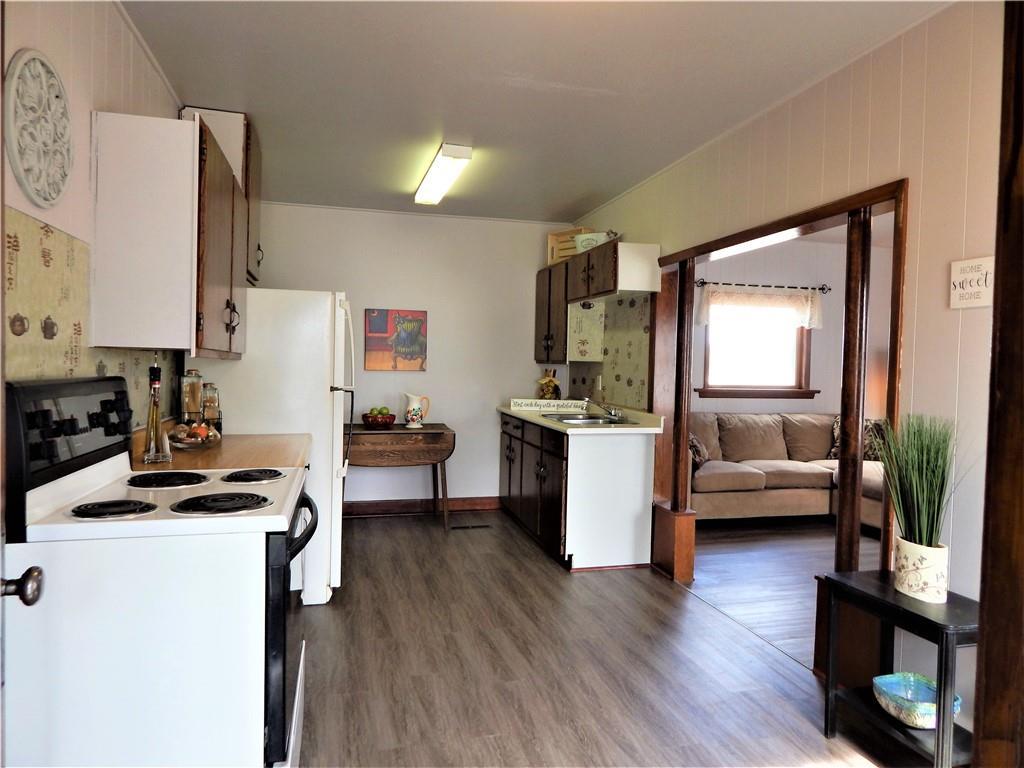 5703 50 Avenue - Photo 1