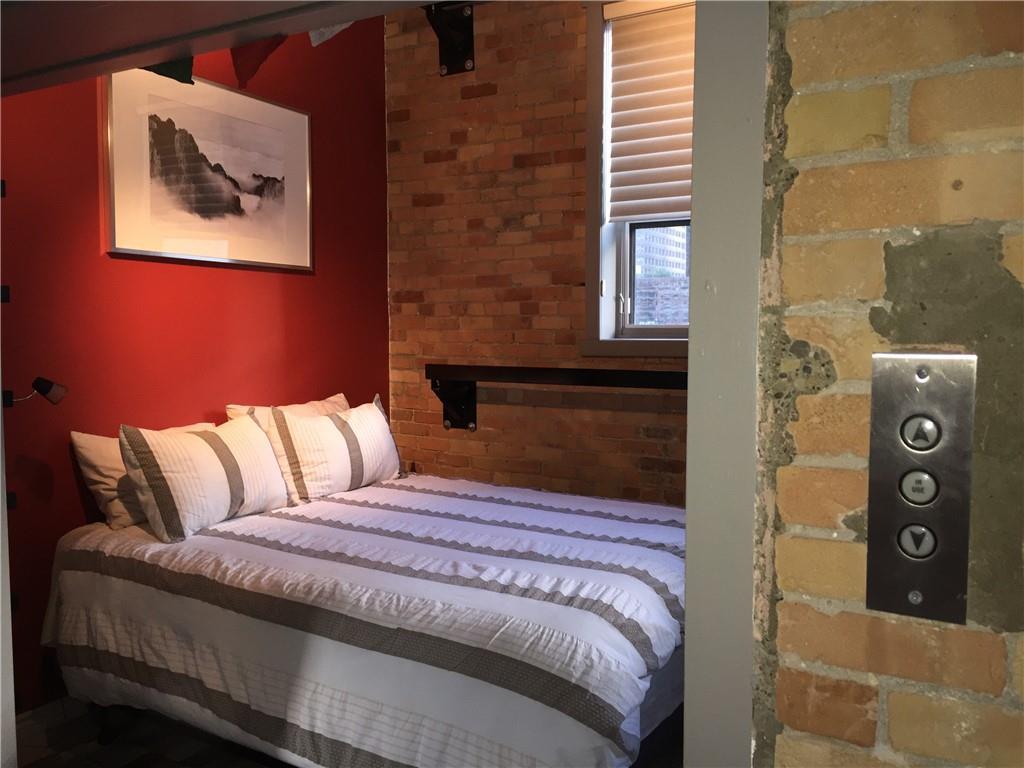 240 11 Avenue - Photo 1