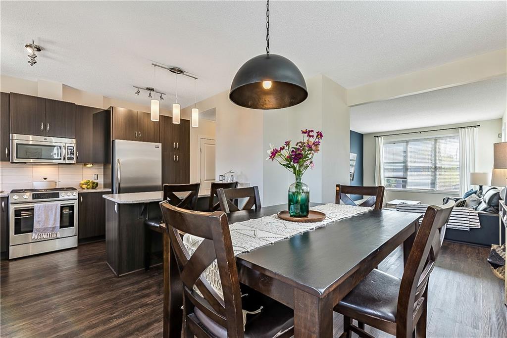 10 Auburn Bay Avenue - Photo 1