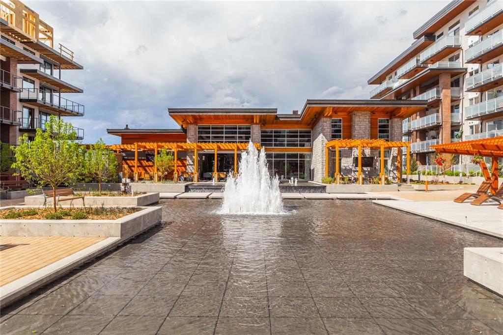 122 Mahogany Centre - Photo 1