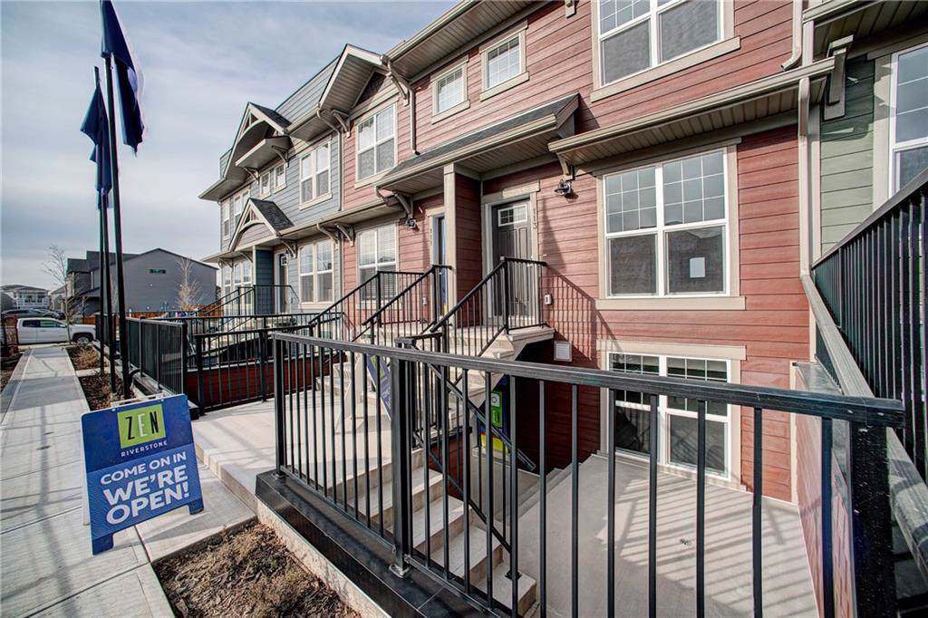 122 Cranbrook Square - Photo 1