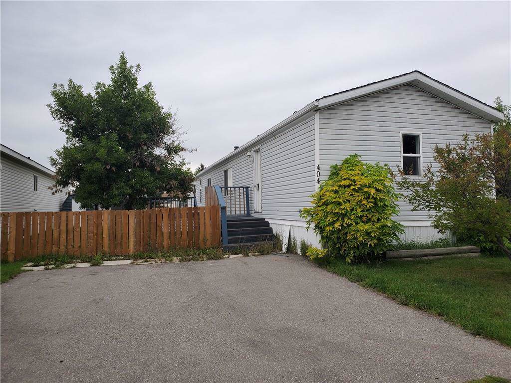 404 Heritage Crescent - Photo 1