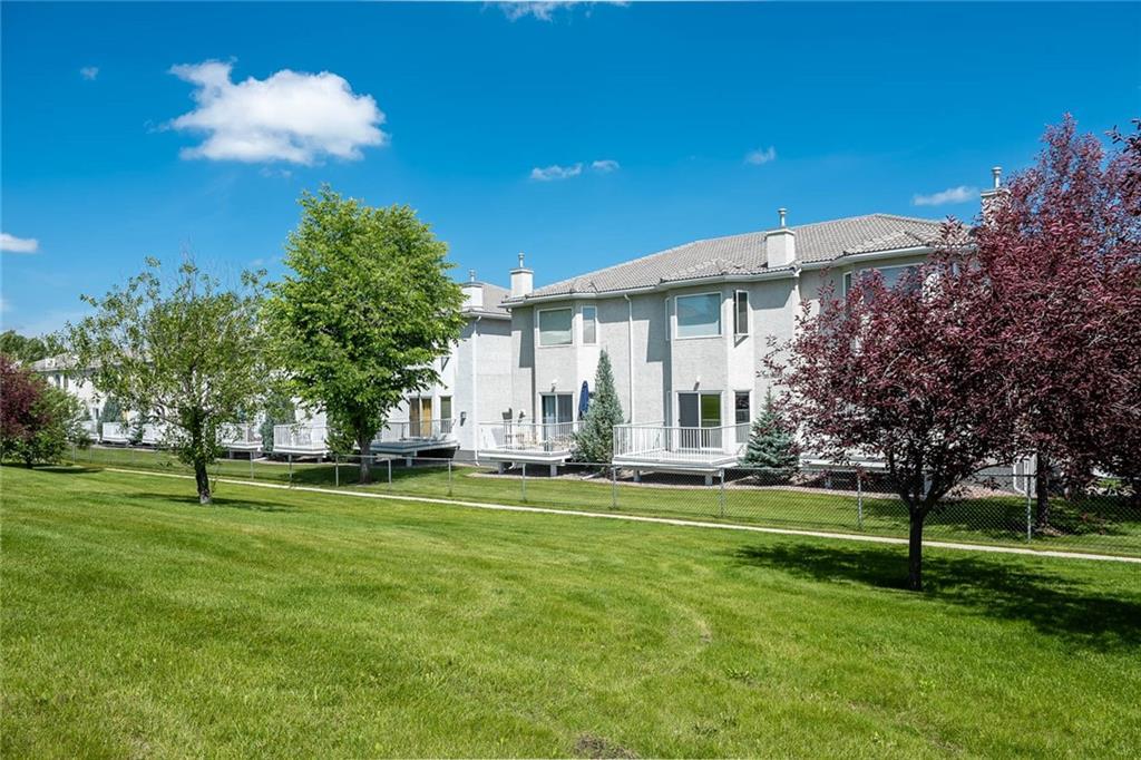 143 Hampstead Green - Photo 1