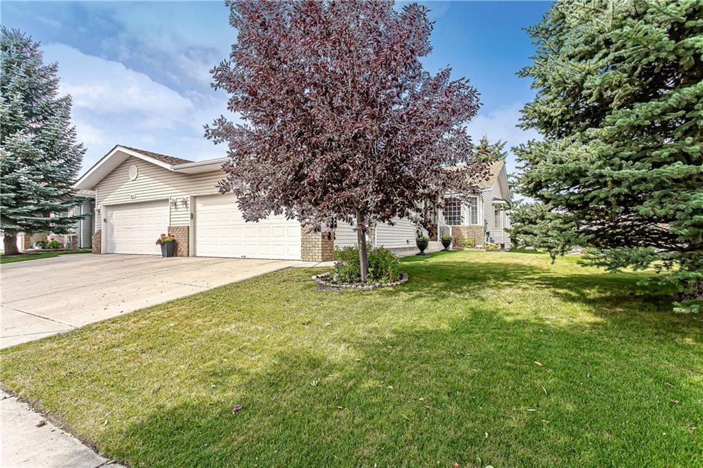 821 Riverside Drive - Photo 1