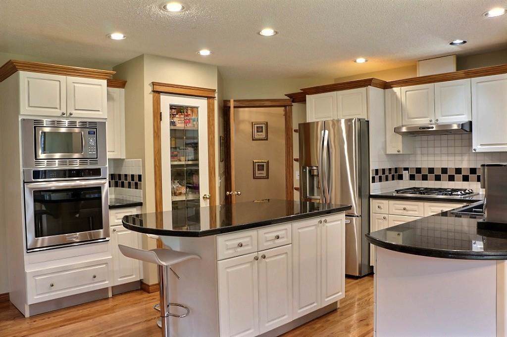 9 Christie Estate Grove - Photo 1