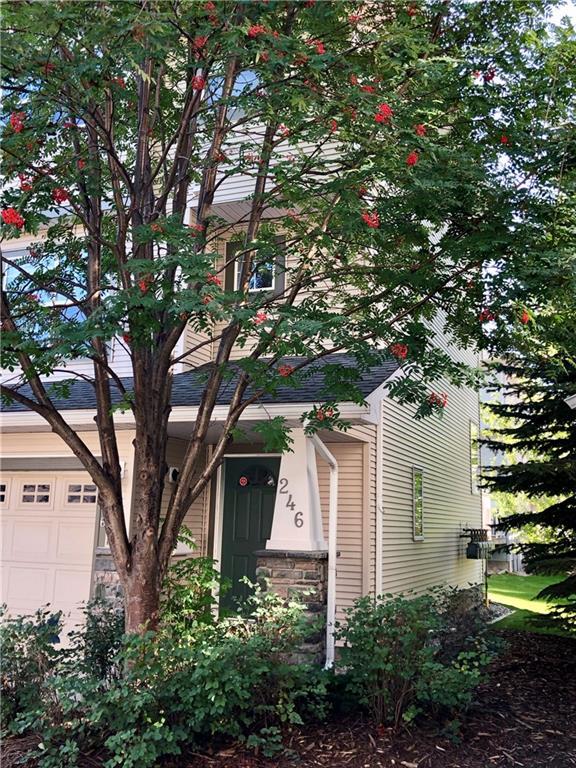 246 Inglewood Grove - Photo 1