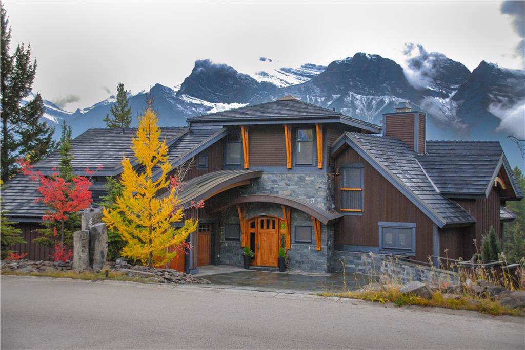 821 Silvertip Heights - Photo 1