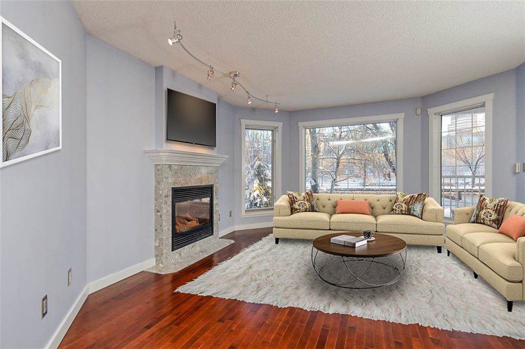 1020 Memorial Drive - Photo 1