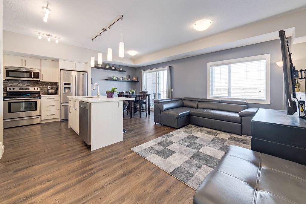 1225 Kings Heights Way - Photo 1