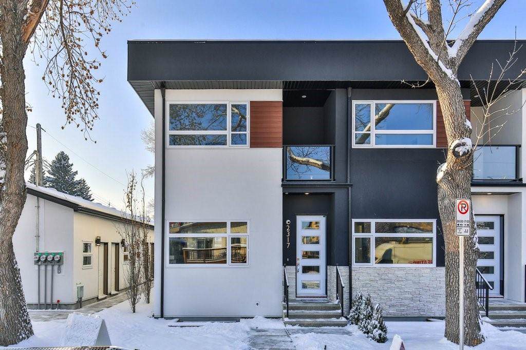 2317 1 Street - Photo 1