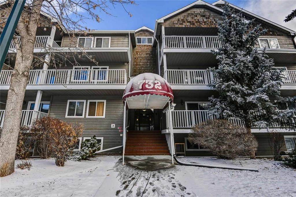 732 57 Avenue - Photo 1