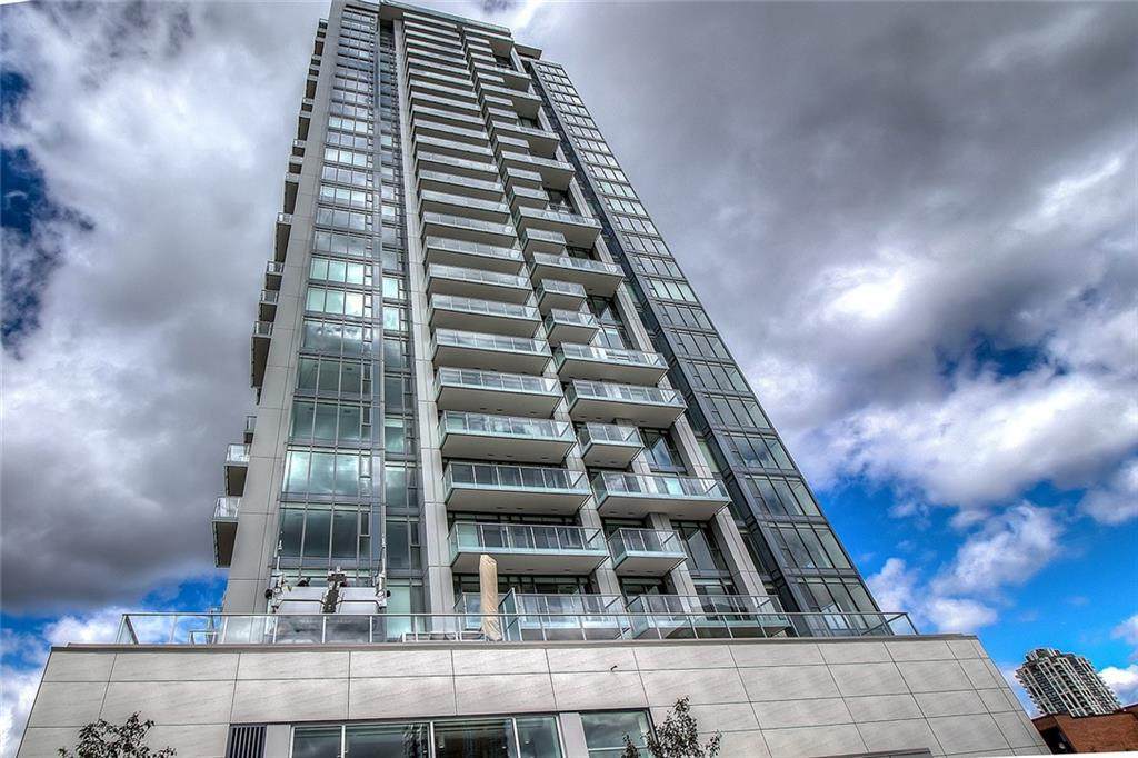 930 16 Avenue - Photo 1