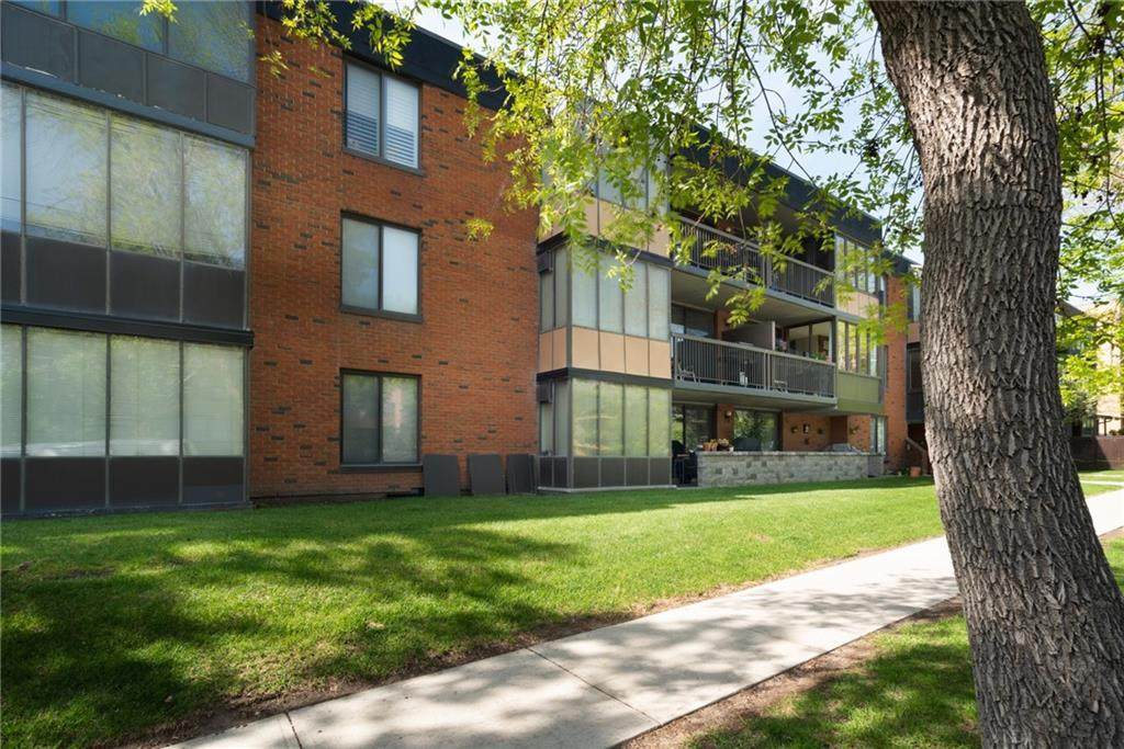 345 4 Avenue - Photo 1