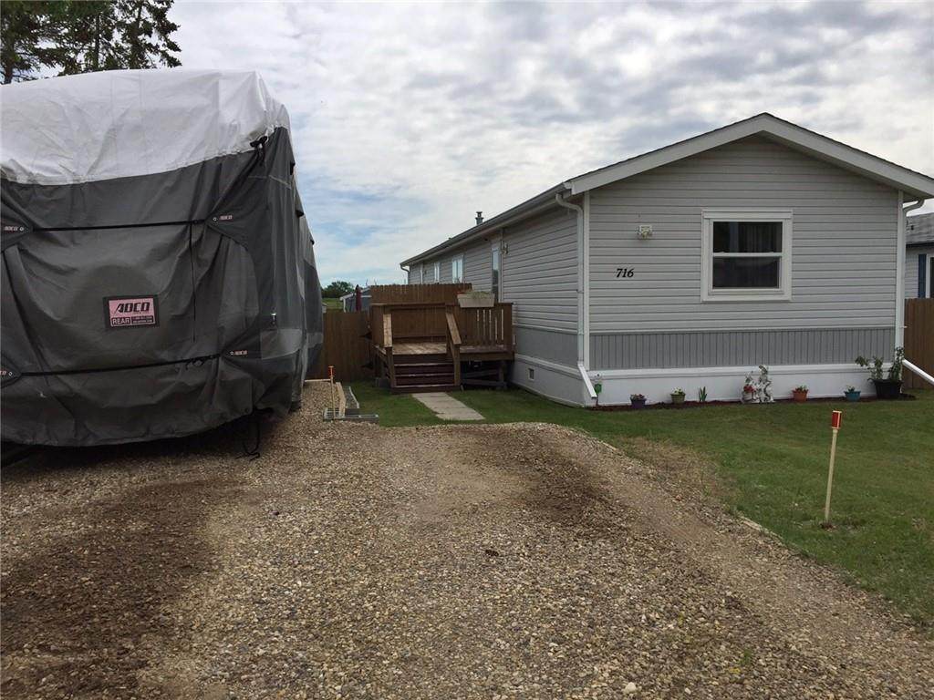 716 Walsh Avenue - Photo 1