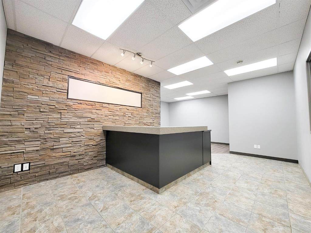 10127 121 Avenue - Photo 1