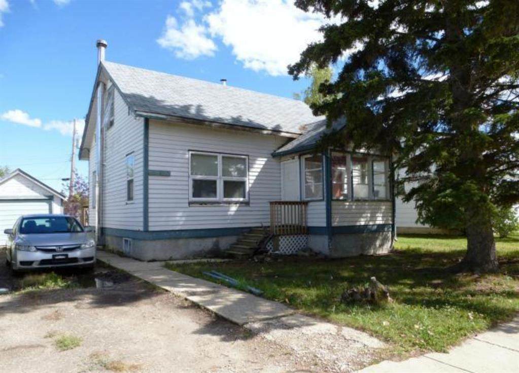 4617 50 Street - Photo 1