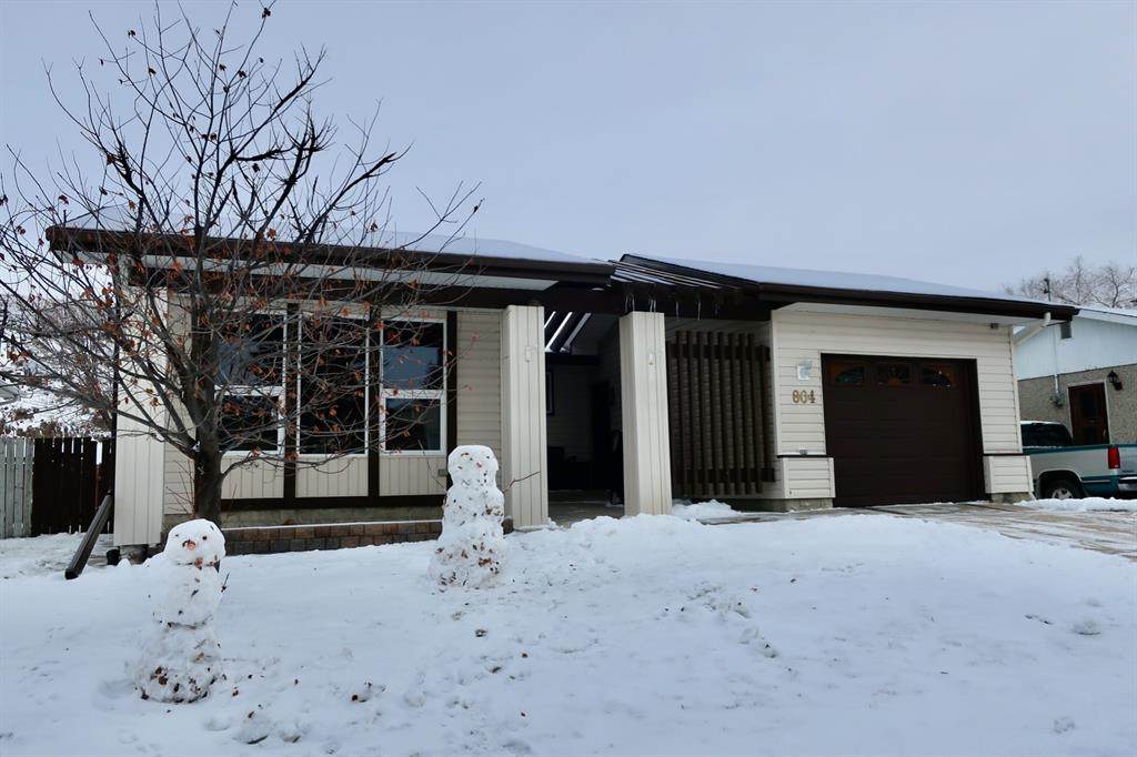 804 1 Street - Photo 1