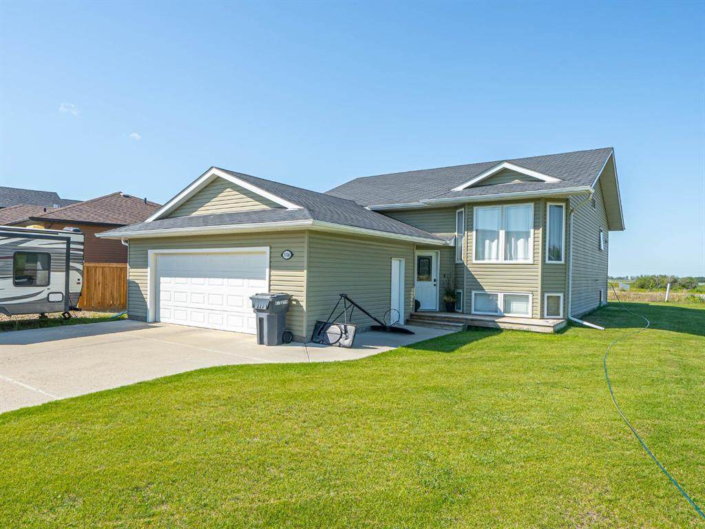 5516 52 Avenue - Photo 1