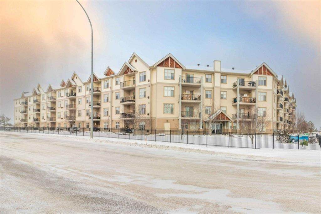 100 Lakeway Boulevard - Photo 1