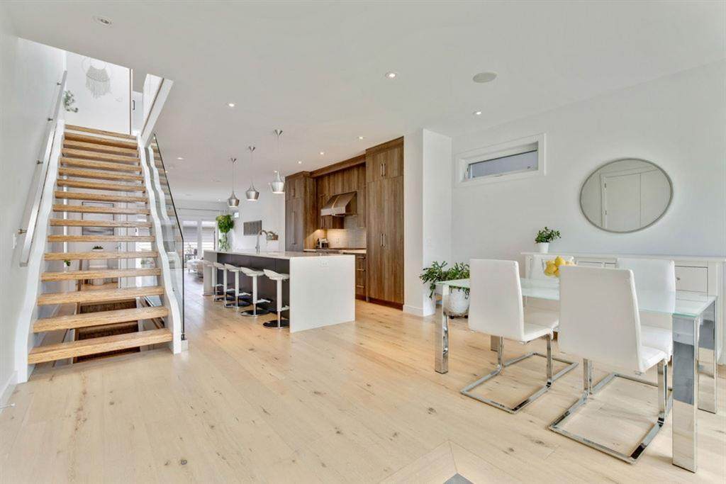 2136 53 Avenue - Photo 1