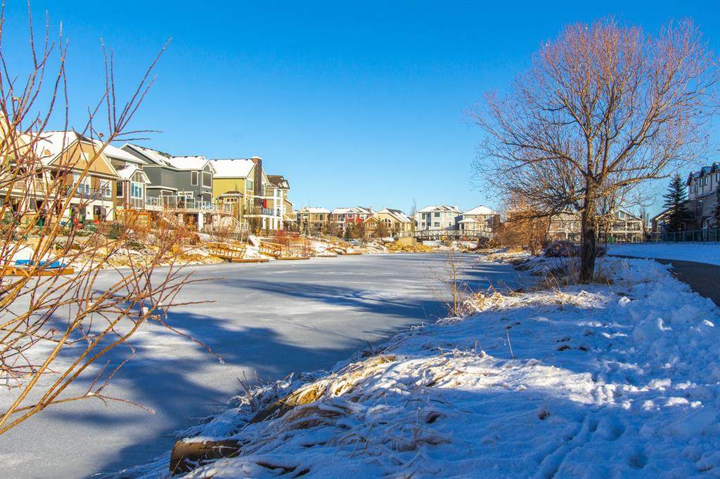 218 Bayside Point - Photo 1
