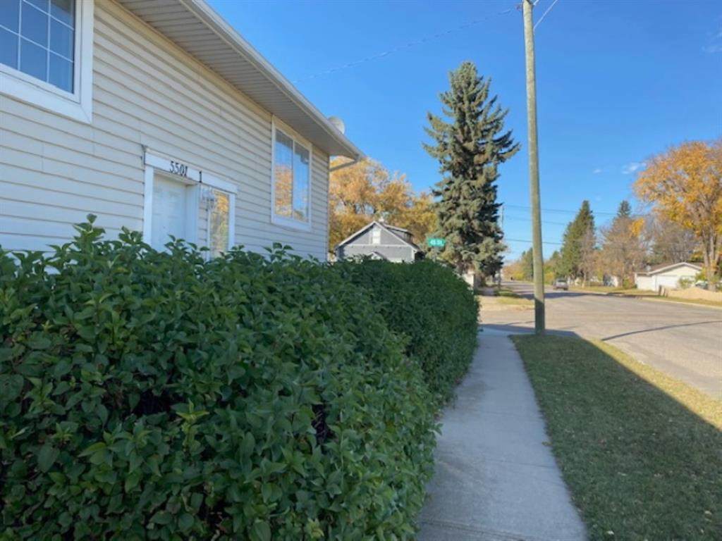 5501 45 Street - Photo 1