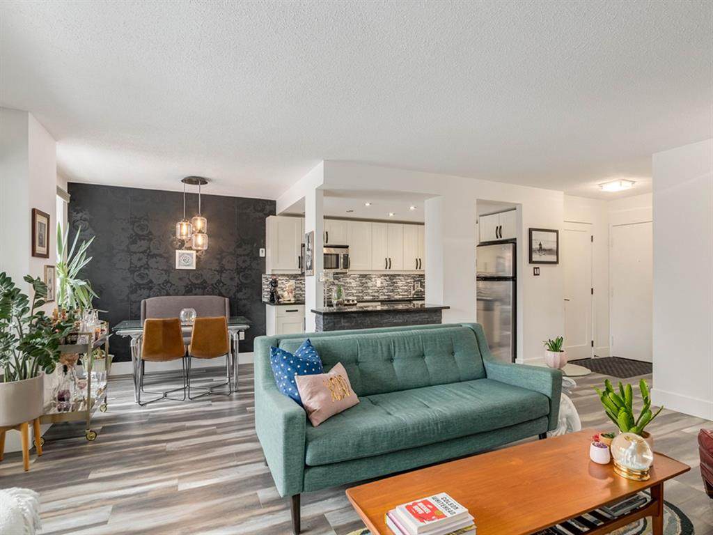 1323 15 Avenue - Photo 1