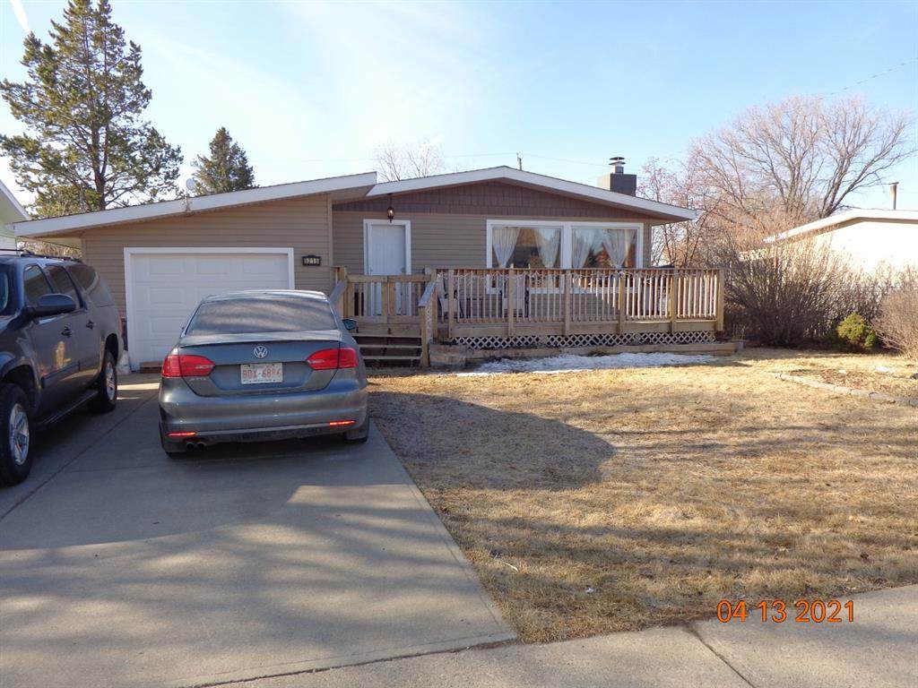 5215 52 Avenue - Photo 1