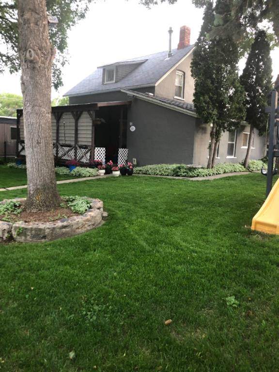 448 Division Avenue - Photo 1