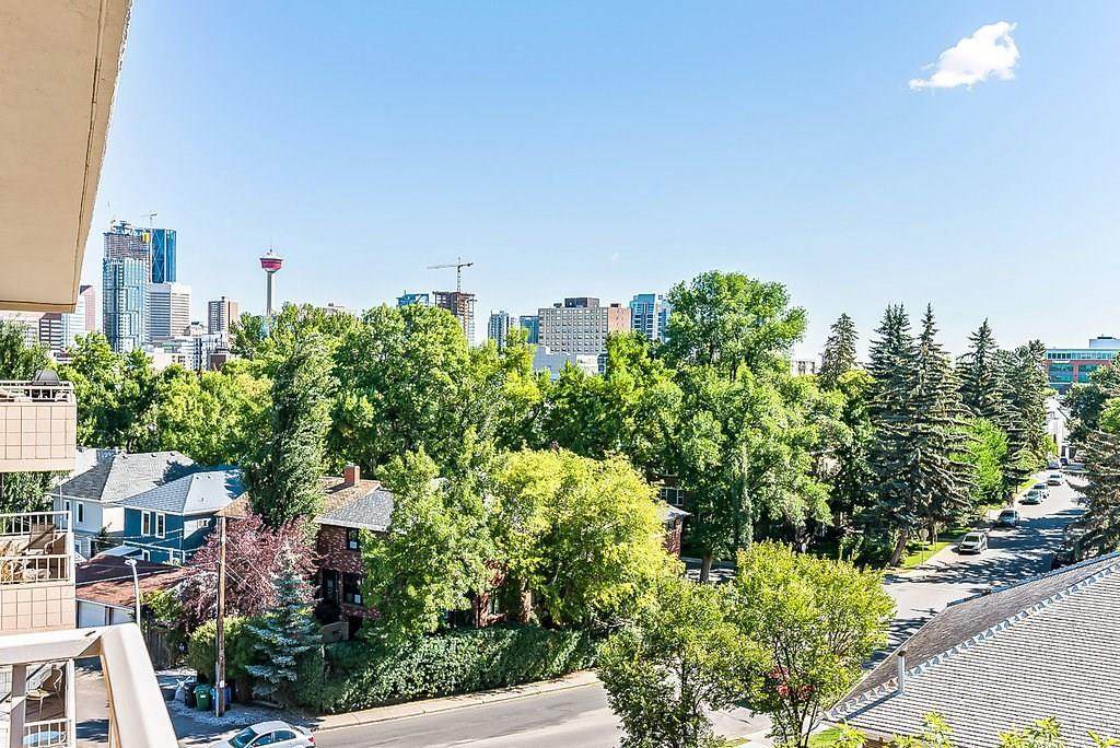 629 Royal Avenue - Photo 1