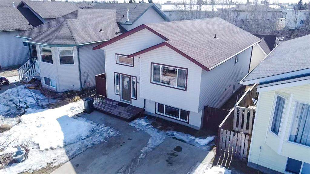 10125 98A Street - Photo 1