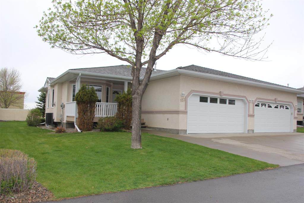 3045 Fairway Street - Photo 1