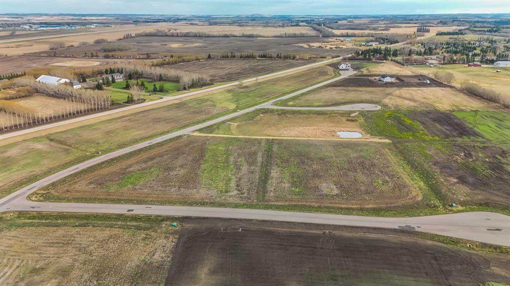 28163 Township Road 374 - Photo 1