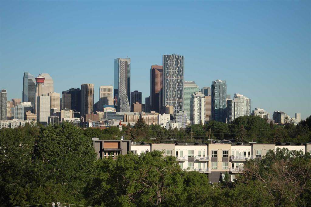 https://bt-photos.global.ssl.fastly.net/calgary/orig_boomver_3_A2210131-2.jpg