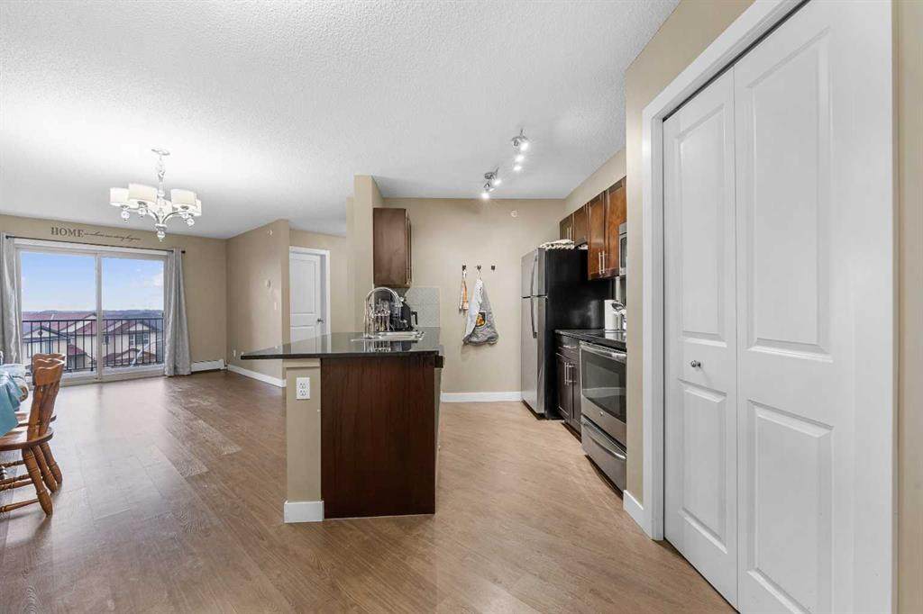 https://bt-photos.global.ssl.fastly.net/calgary/orig_boomver_3_A2220432-2.jpg