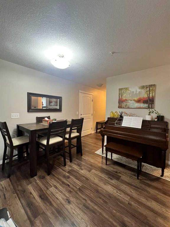 https://bt-photos.global.ssl.fastly.net/calgary/orig_boomver_3_A2226024-2.jpg