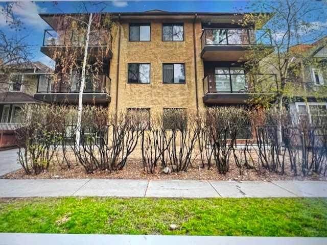 917 18 Avenue - Photo 1