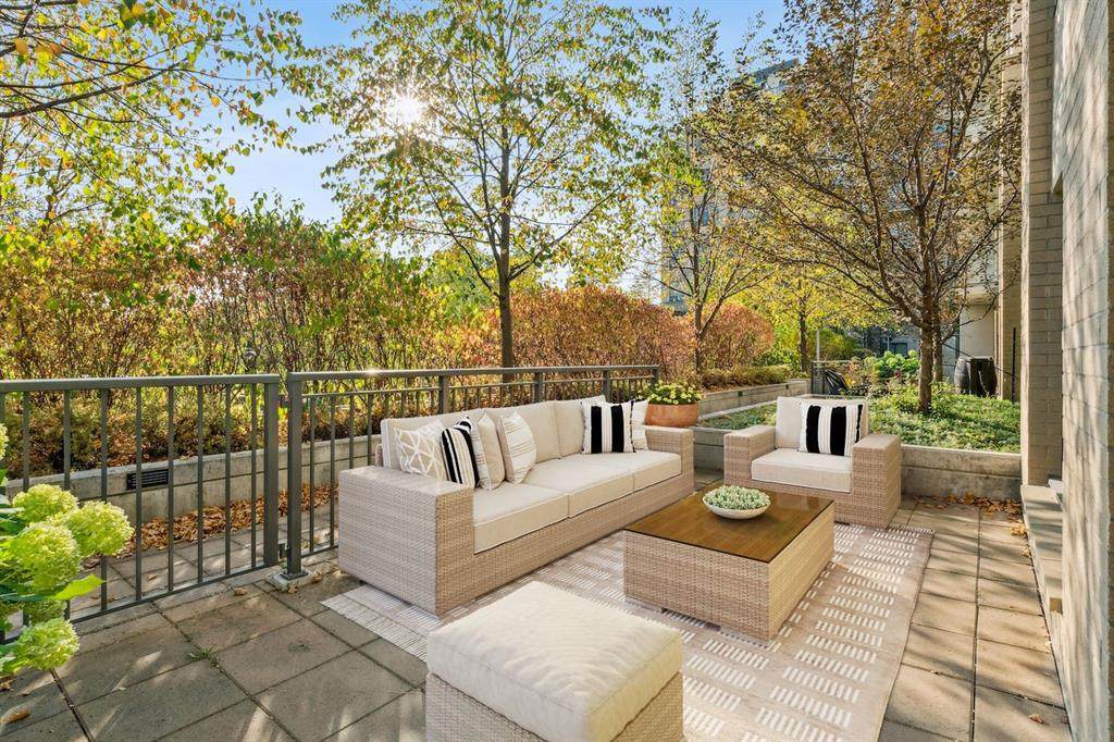 38 9 Street - Photo 1