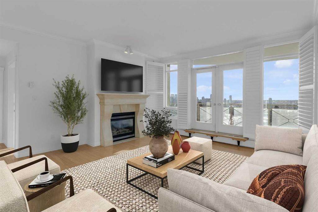 1718 14 Avenue - Photo 1