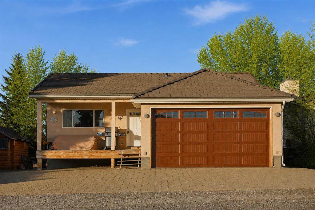 619 Lakeside Drive - Photo 1
