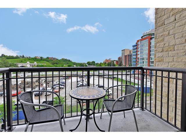 222 Riverfront Avenue - Photo 1