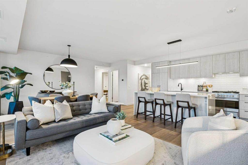 1107 Gladstone Road - Photo 1