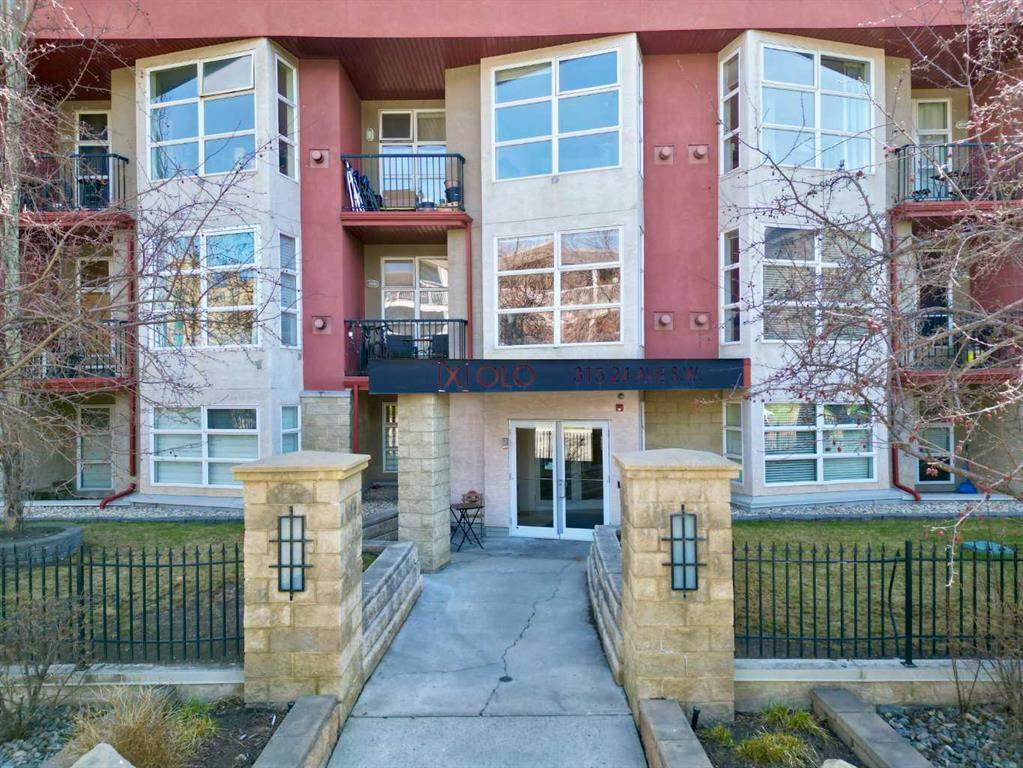315 24 Avenue - Photo 1