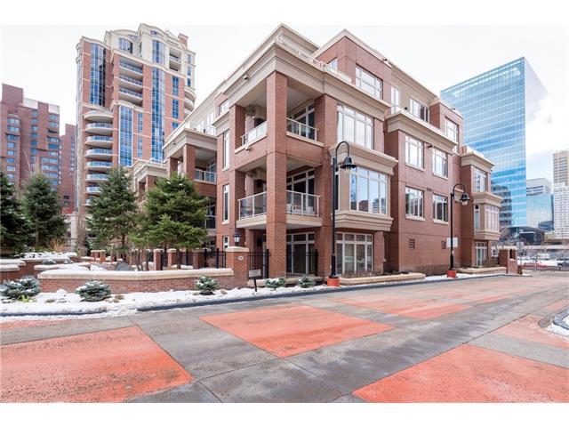 660 Eau Claire Avenue - Photo 1