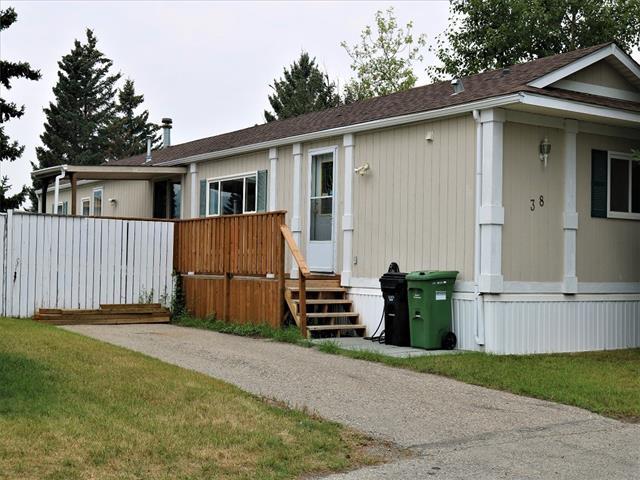 3223 83 Street - Photo 1