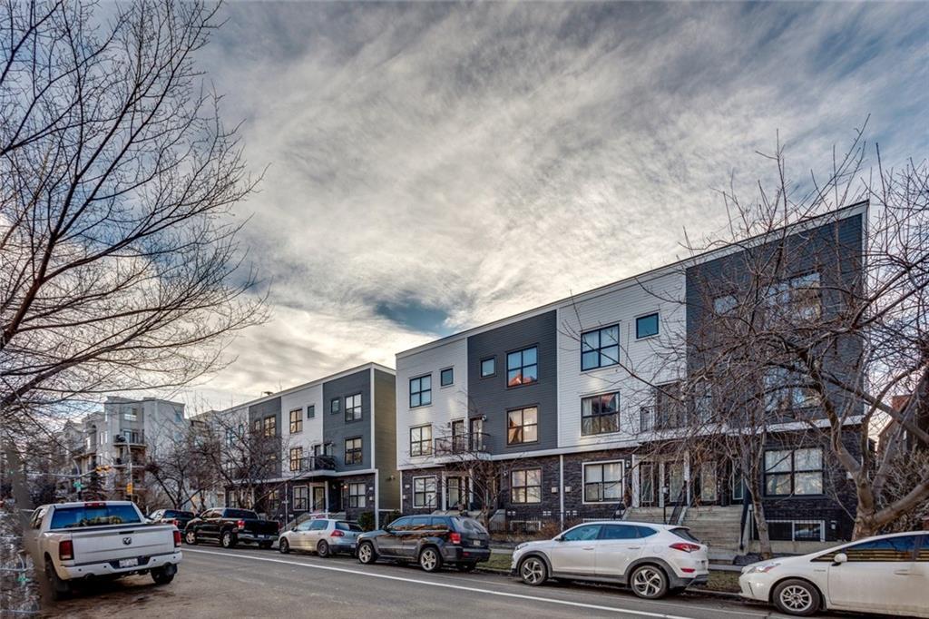 605 15 Avenue - Photo 1