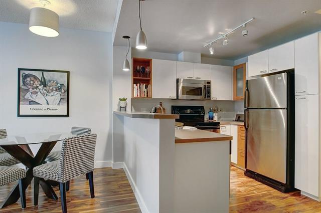 315 24 Avenue - Photo 1